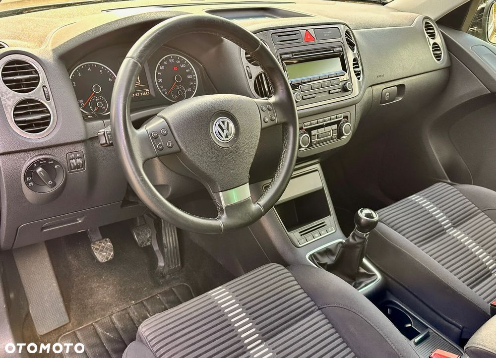 Volkswagen Tiguan - 3