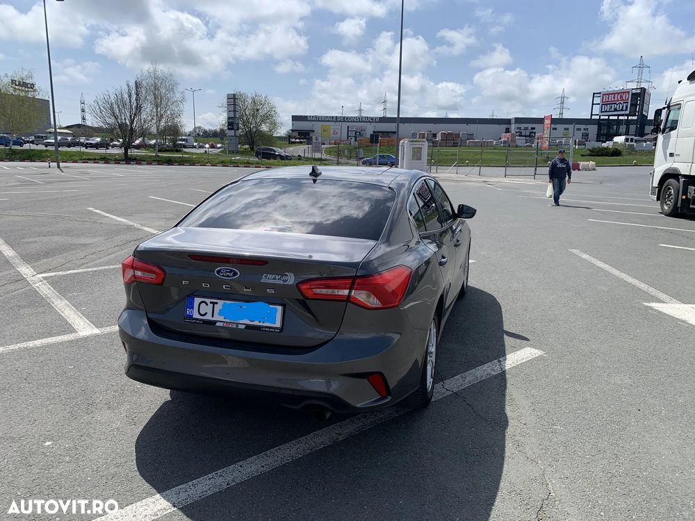 Ford Focus 1.0 EcoBoost Titanium - 9