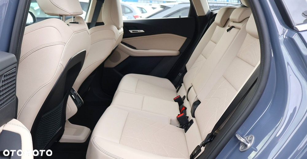 BMW Seria 2 - 16