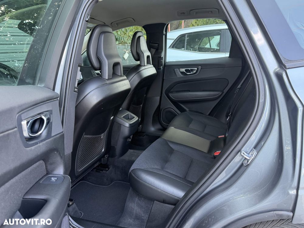 Volvo XC 60 D4 AWD Momentum Pro - 14