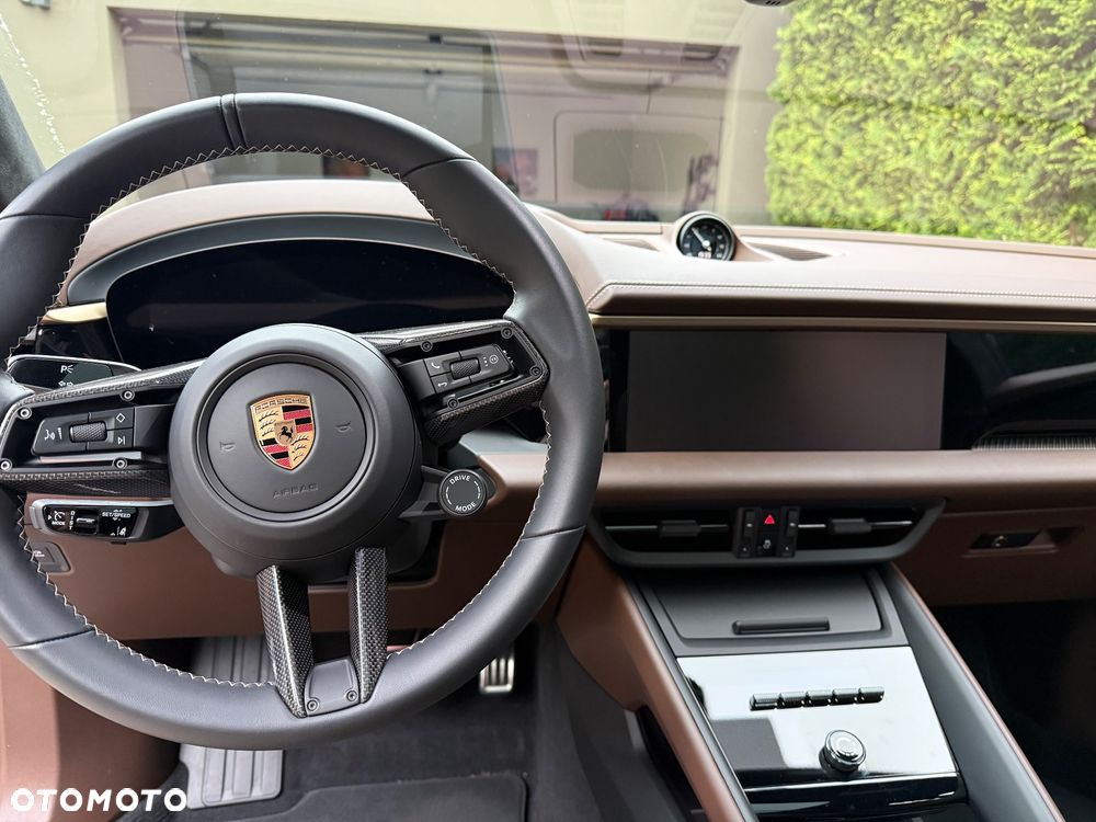 Porsche Macan - 13