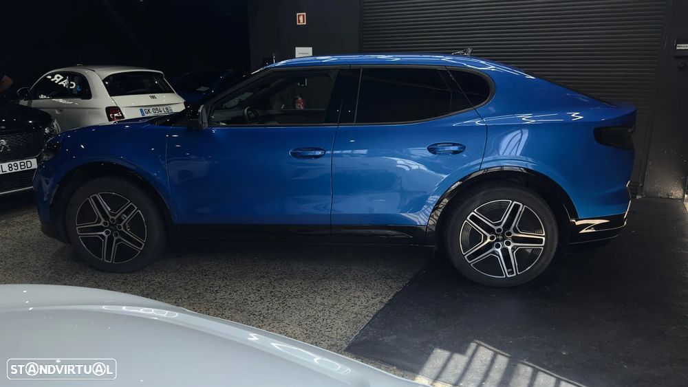Ford Capri 77kWh RWD Premium - 3