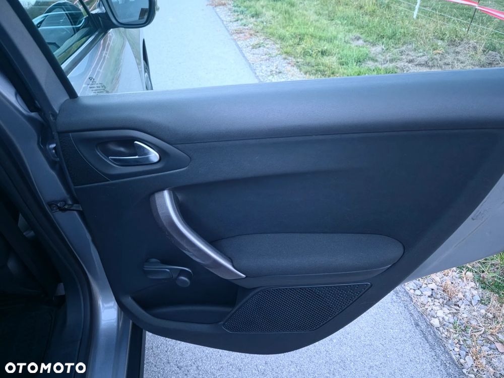 Peugeot 2008 PureTech 82 Allure - 16