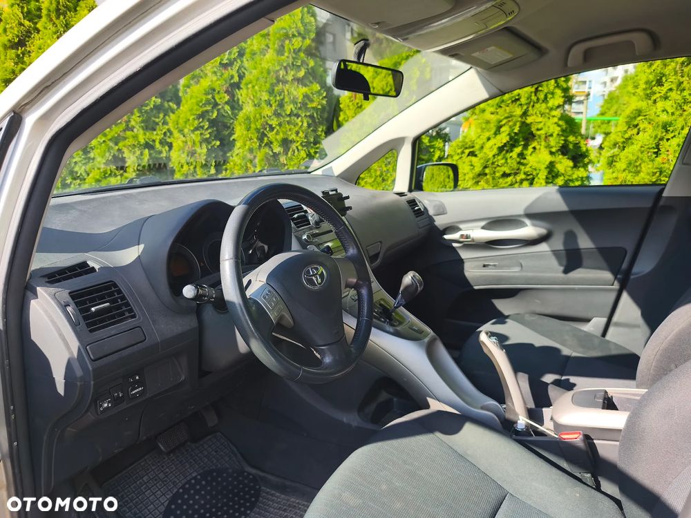 Toyota Auris 1.6 VVT-i Luna MM - 13