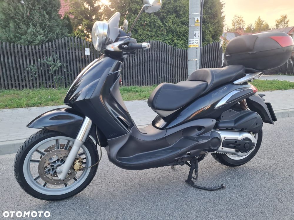 Piaggio Beverly - 1
