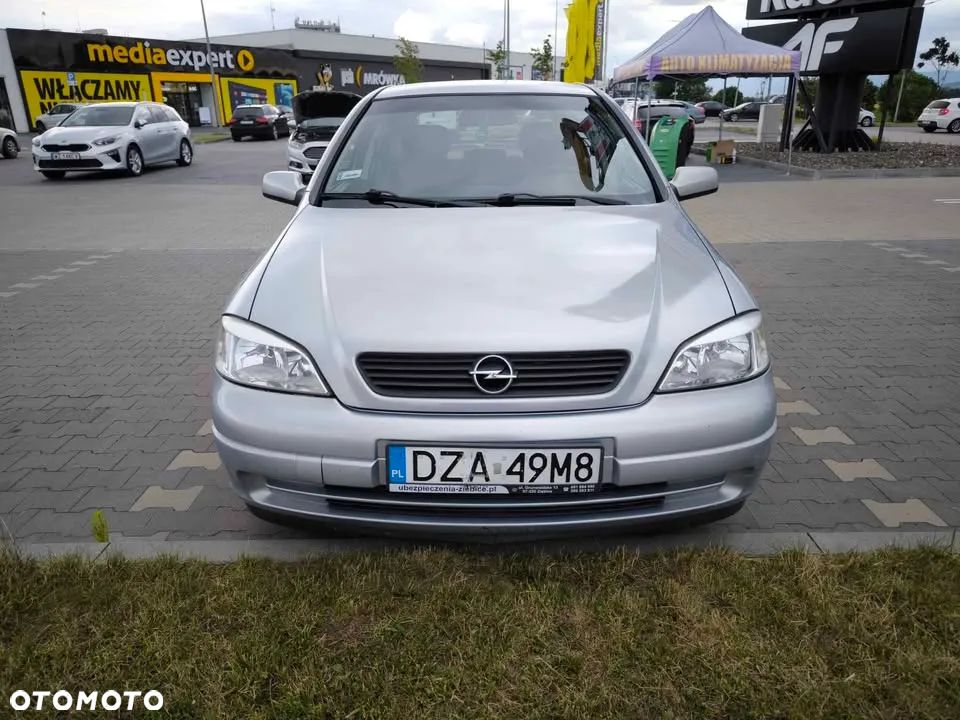 Opel Astra - 1