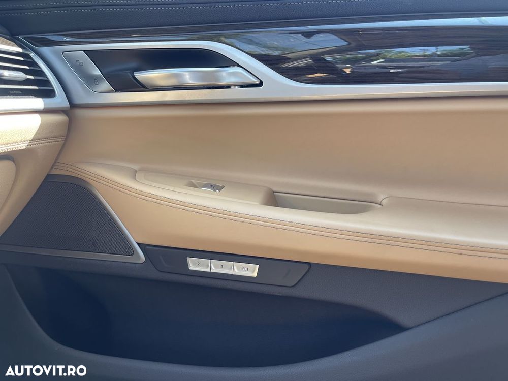 BMW Seria 7 740Ld xDrive - 17