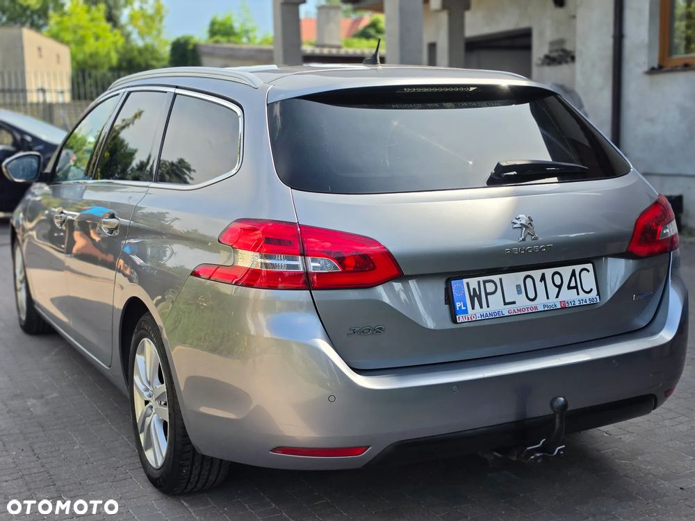 Peugeot 308 - 1