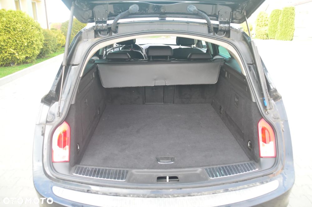 Opel Insignia 1.6 T Cosmo - 11