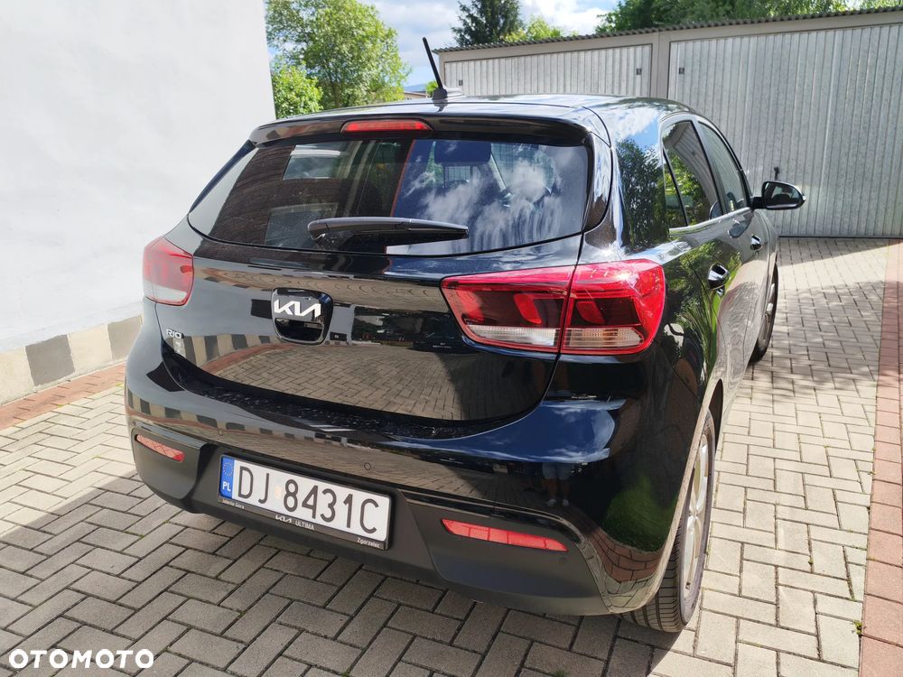 Kia Rio - 3