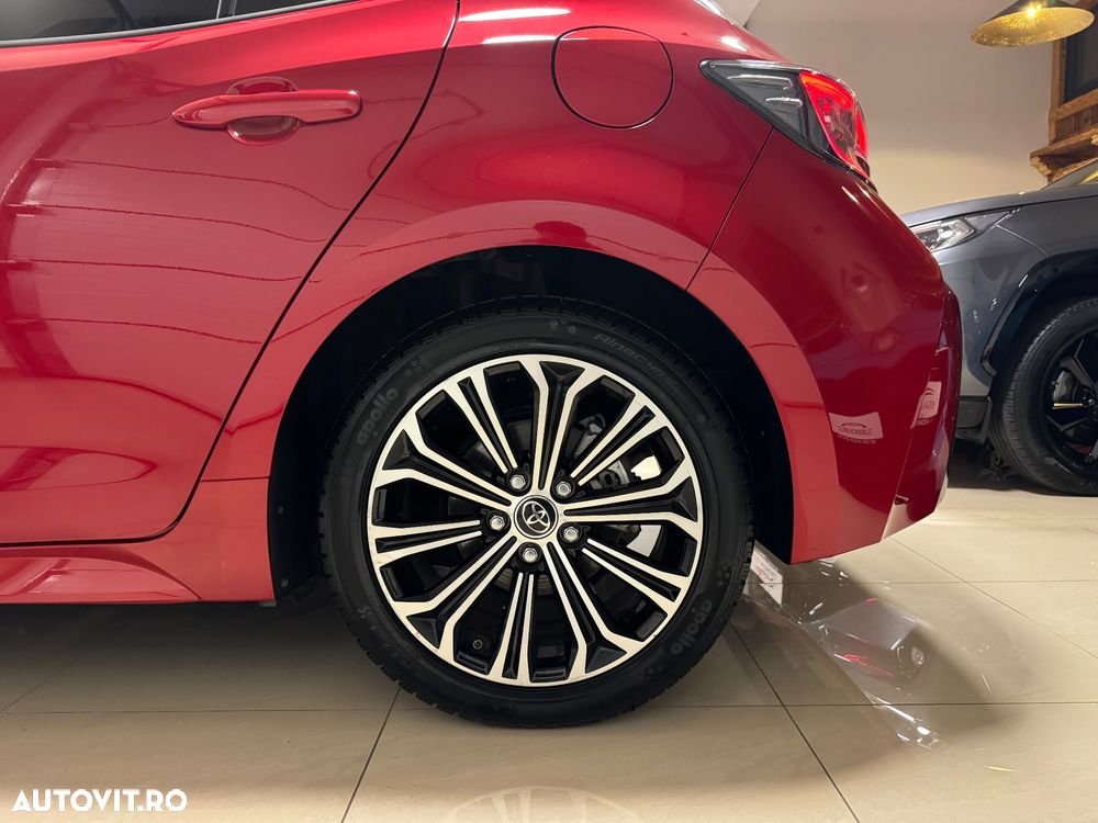 Toyota Corolla 1.8 Hybrid Team Deutschland - 28