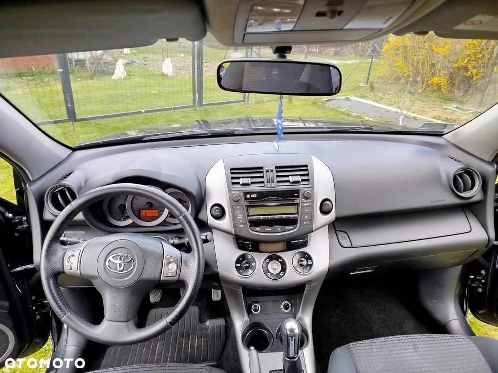Toyota RAV4 2.0 VVT-i Luna - 12