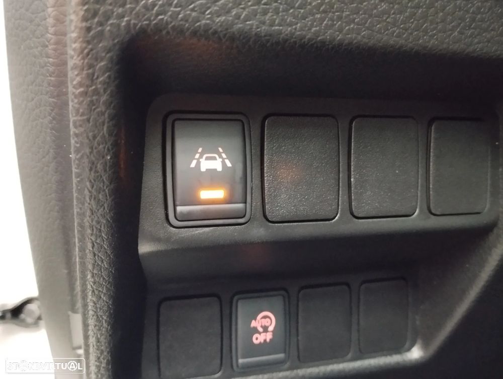 Nissan Qashqai 1.5 dCi 360 - 22