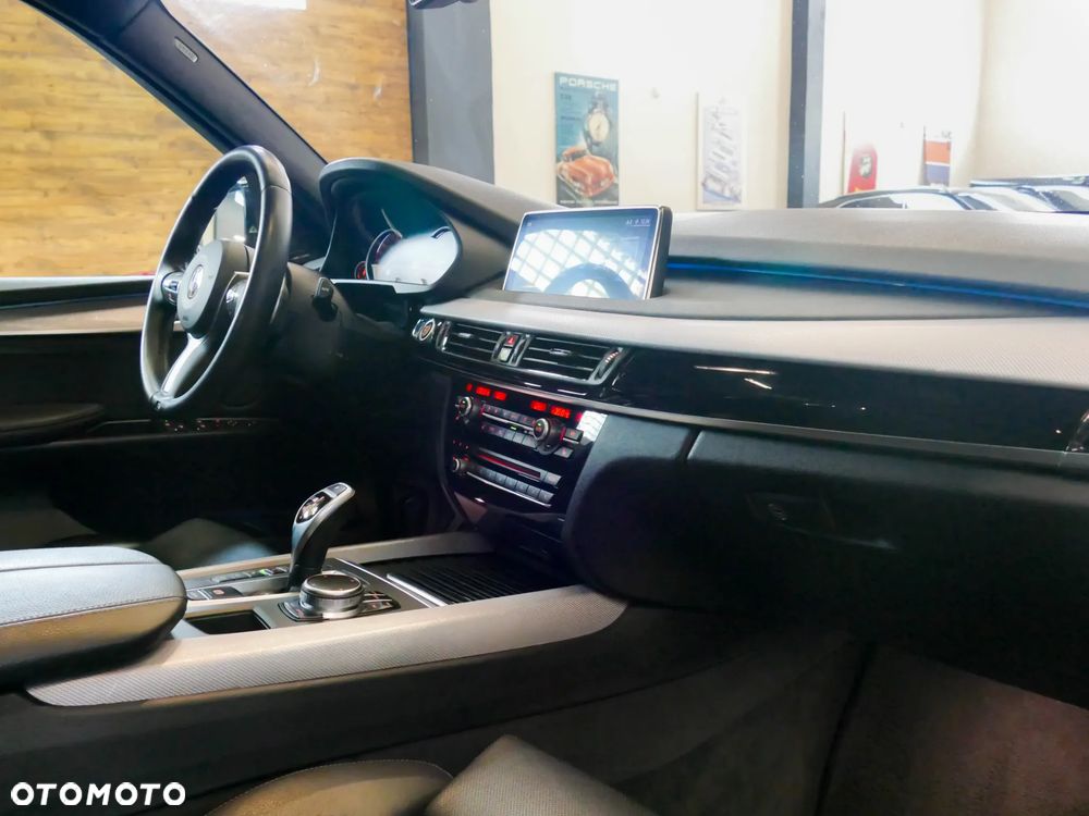 BMW X5 M M50d Sport-Aut - 12