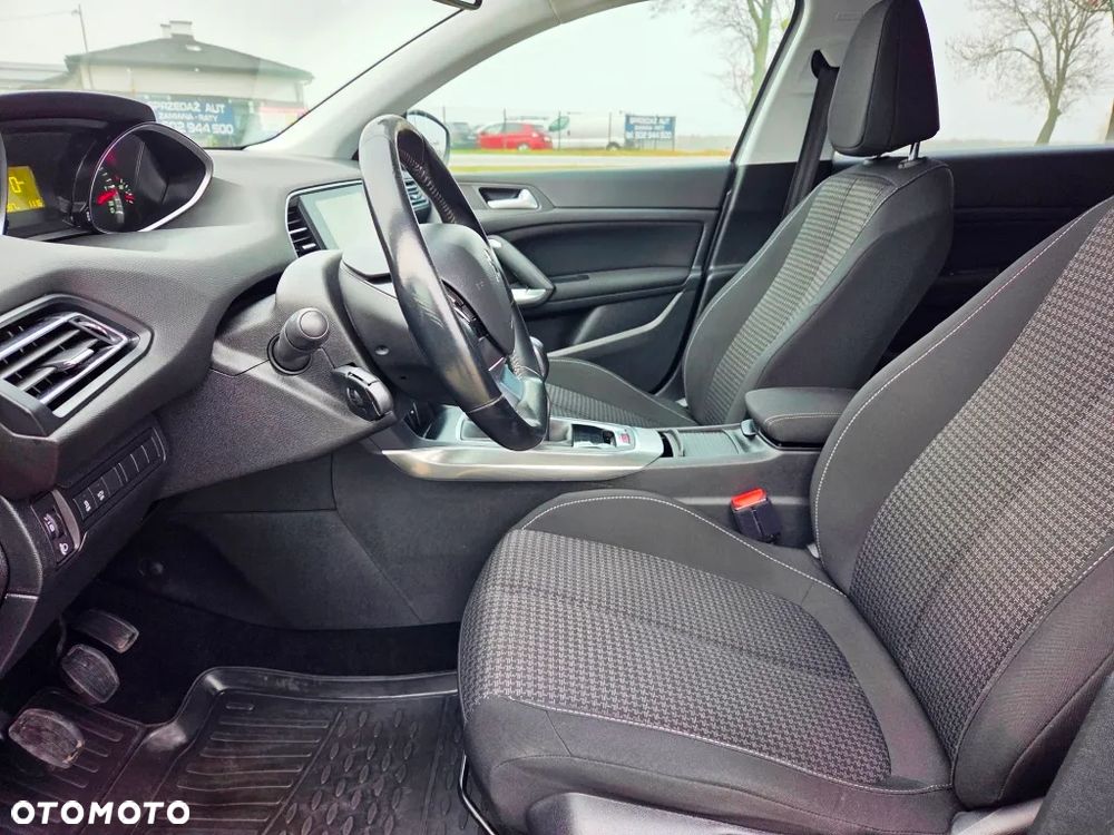 Peugeot 308 1.6 BlueHDi Business Line S&S - 26