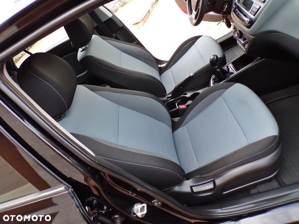 Hyundai i20 1.2 BlueDrive Comfort - 23