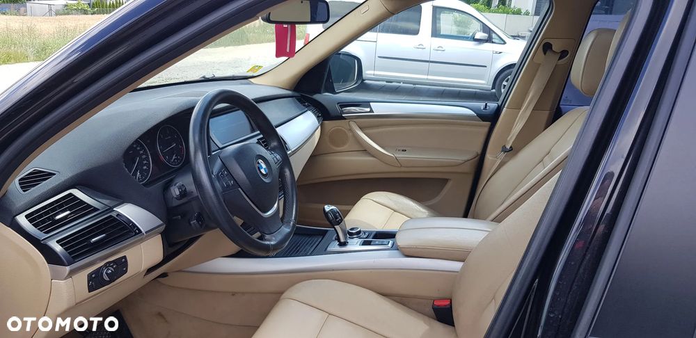 BMW X5 xDrive40d - 4