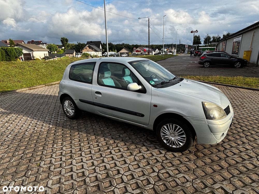 Renault Clio 1.2 16V Alize - 3