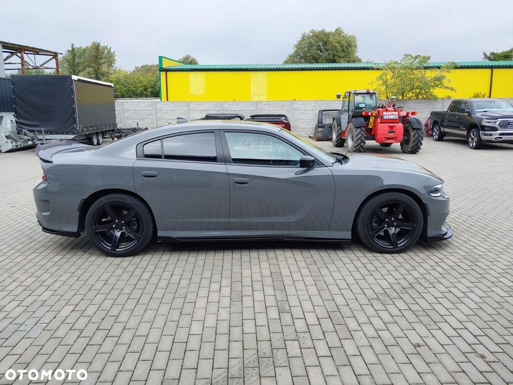 Dodge Charger 2019 photo 2