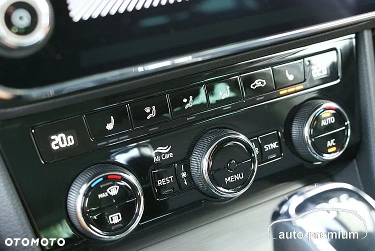 Skoda Superb 2.0 TDI SCR Style DSG - 10