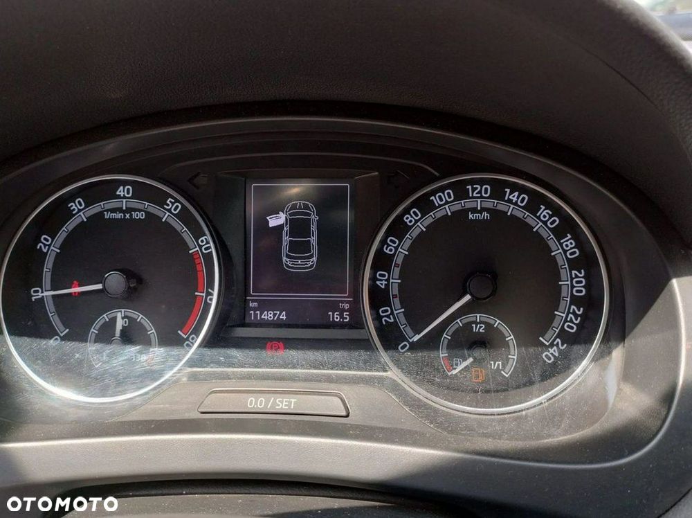 Skoda RAPID 1.0 TSI Ambition - 13