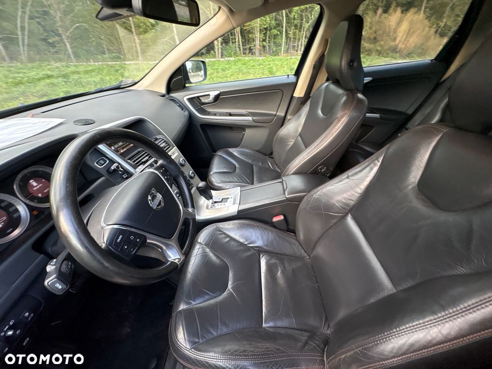 Volvo XC 60 2.4D AWD Summum - 18
