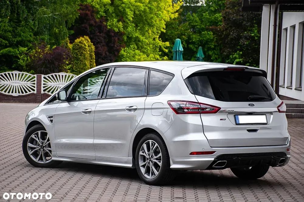 Ford S-Max - 22