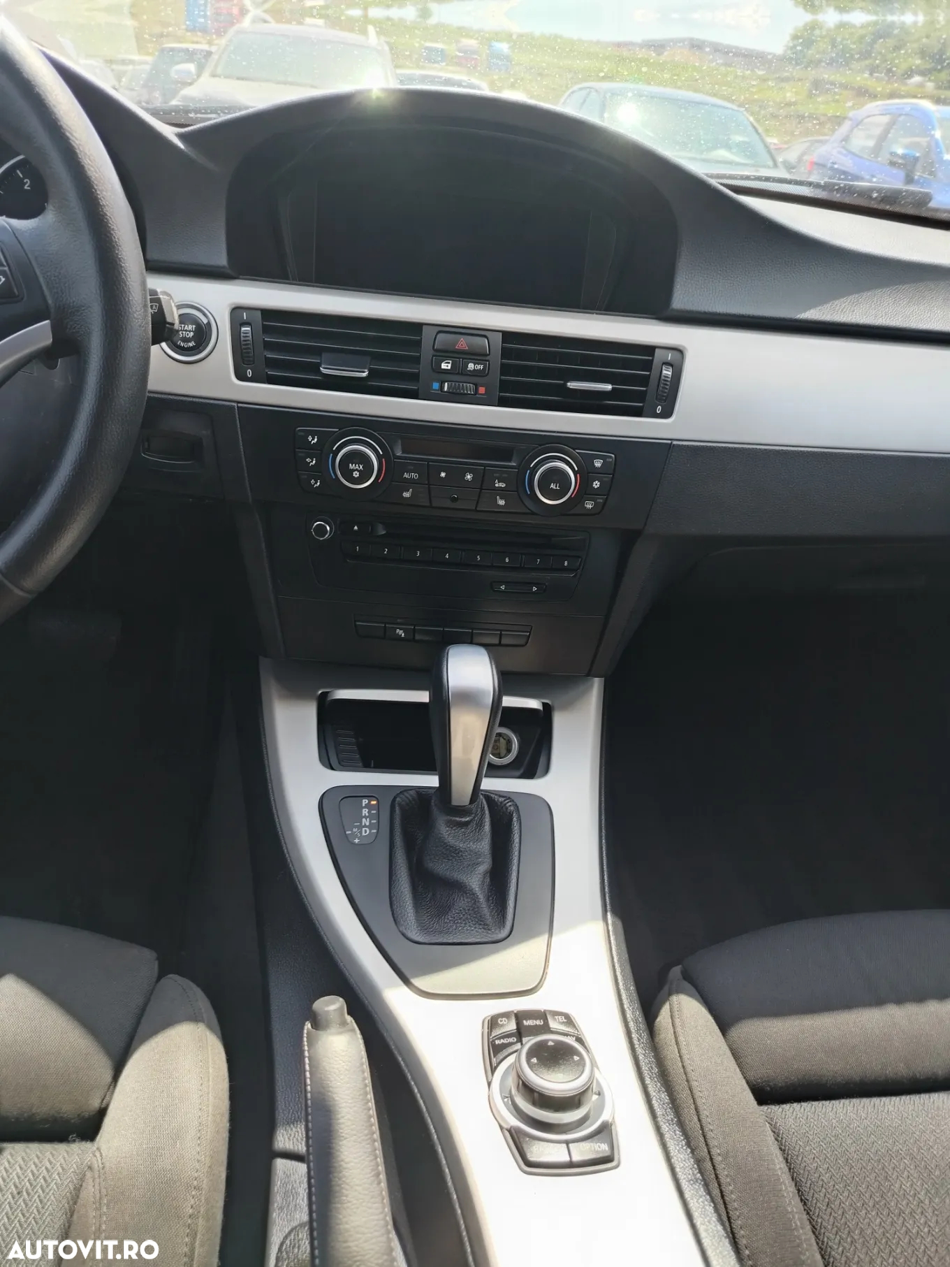 BMW Seria 3 318d DPF Touring Aut. - 6