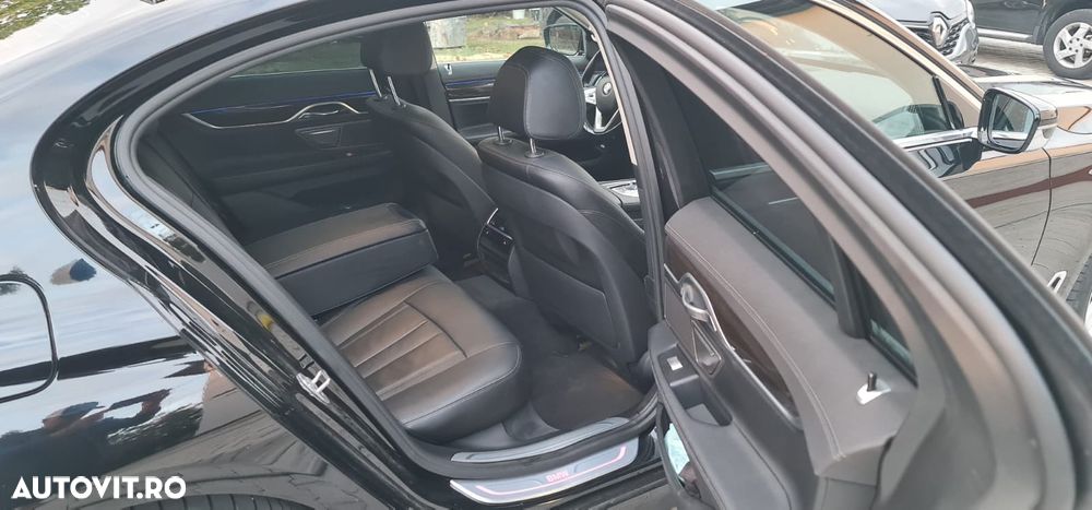 BMW Seria 7 740d xDrive - 20