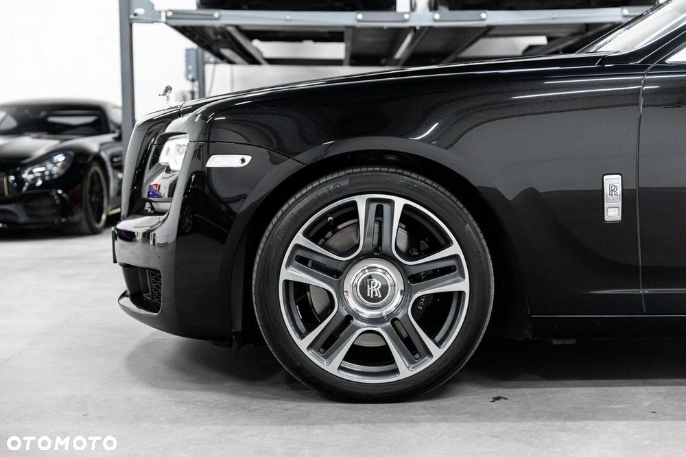 Rolls-Royce Ghost - 20