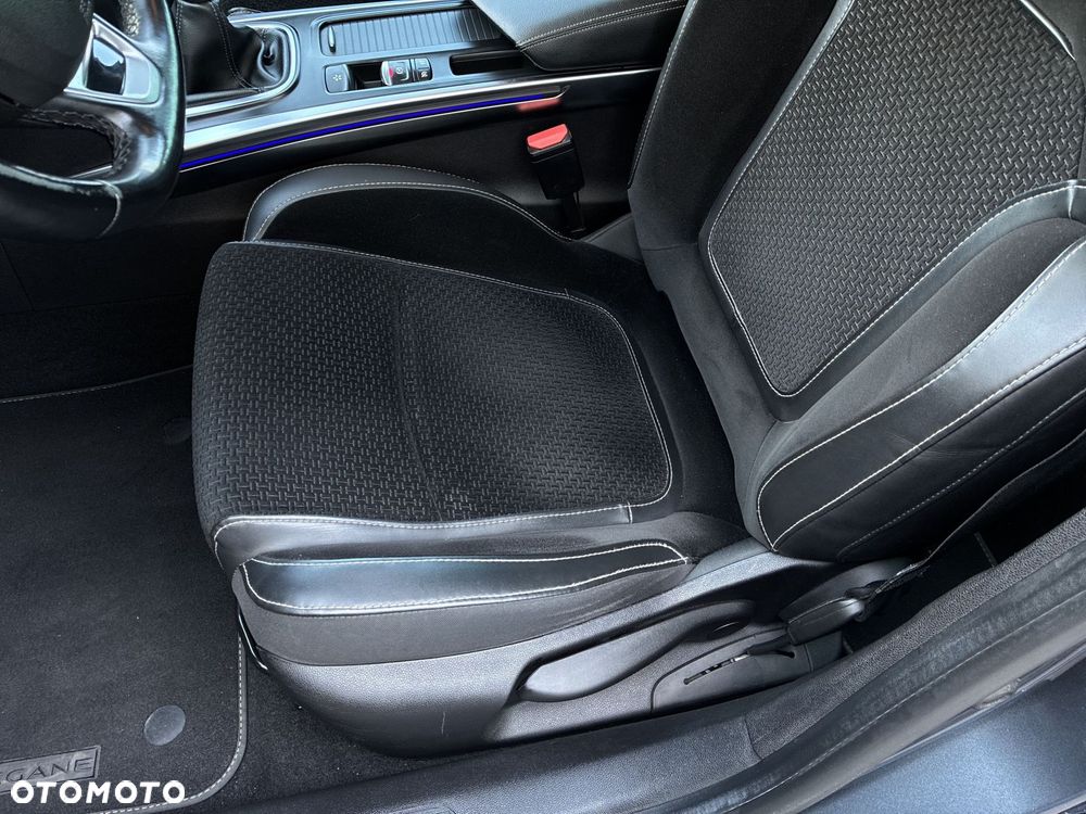 Renault Megane 1.3 TCe FAP Intens - 13