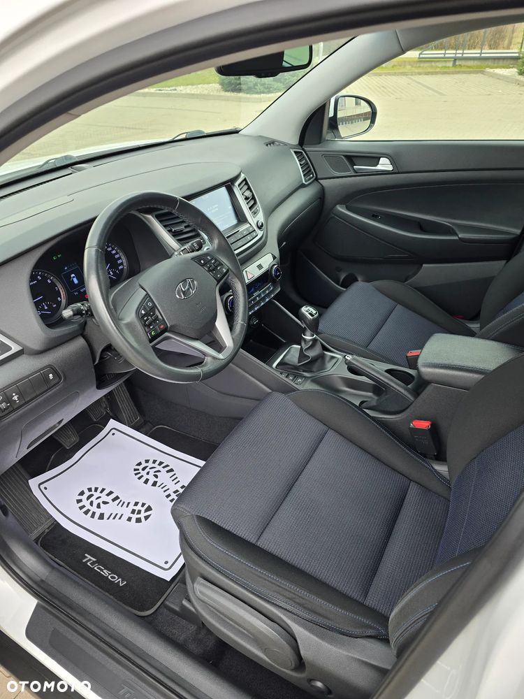 Hyundai Tucson blue 1.6 GDi 2WD Navi - 14
