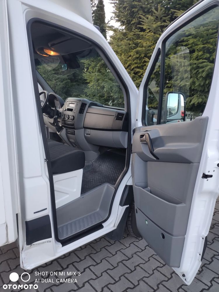 Mercedes-Benz Sprinter 319 - 18