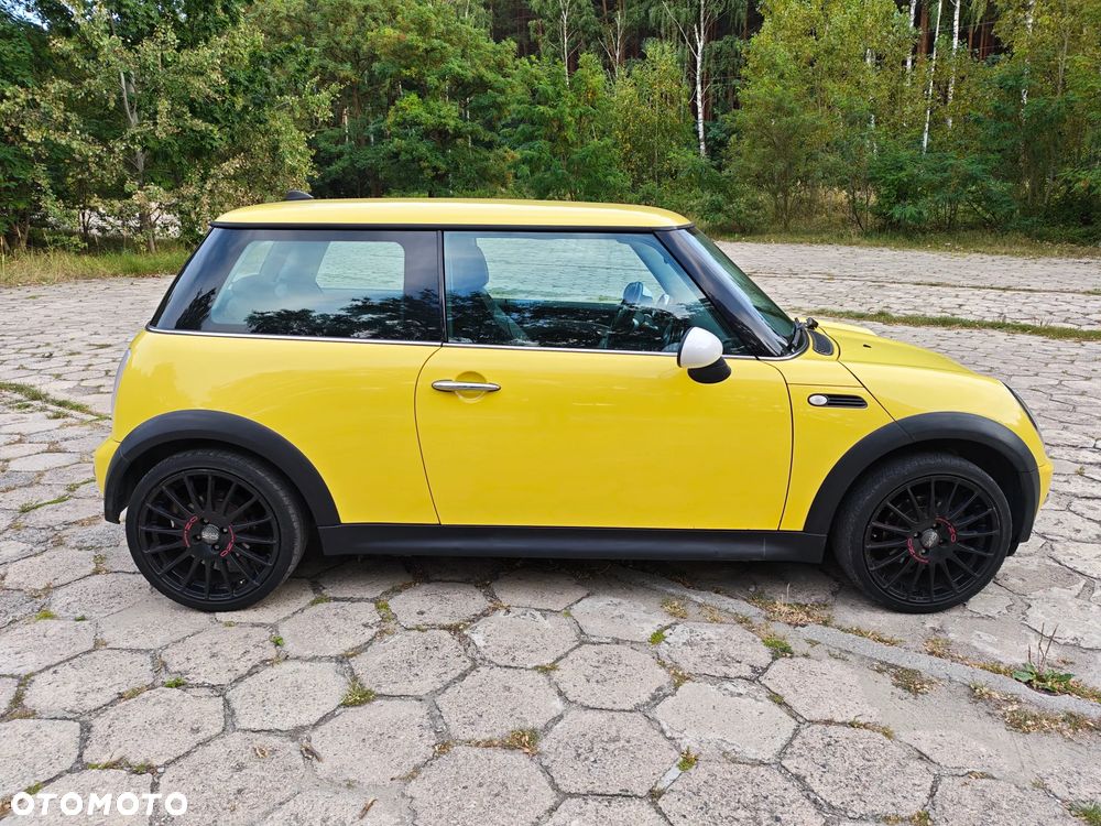 MINI ONE D - 8