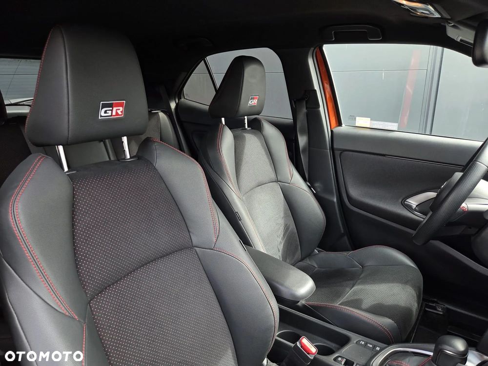 Toyota Yaris 1.5 VVT-i GR SPORT - 18