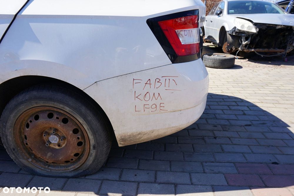 ZDERZAK TYLNY FABIA III NJ3 KOMBI LF9E  BIAŁY SKODA 2014-2018 - 5