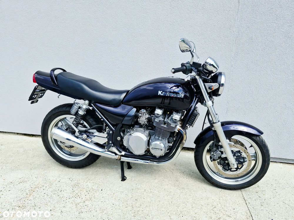 Kawasaki Zephyr - 2