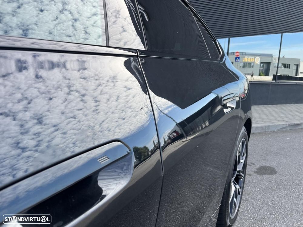 BMW i4 eDrive40 Pack Desportivo M - 25
