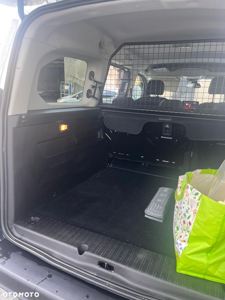 Citroën Berlingo XL BlueHDi 130 FEEL - 25