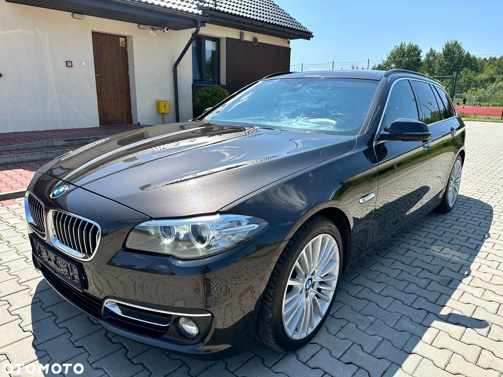 BMW Seria 5 520d xDrive Luxury Line - 24