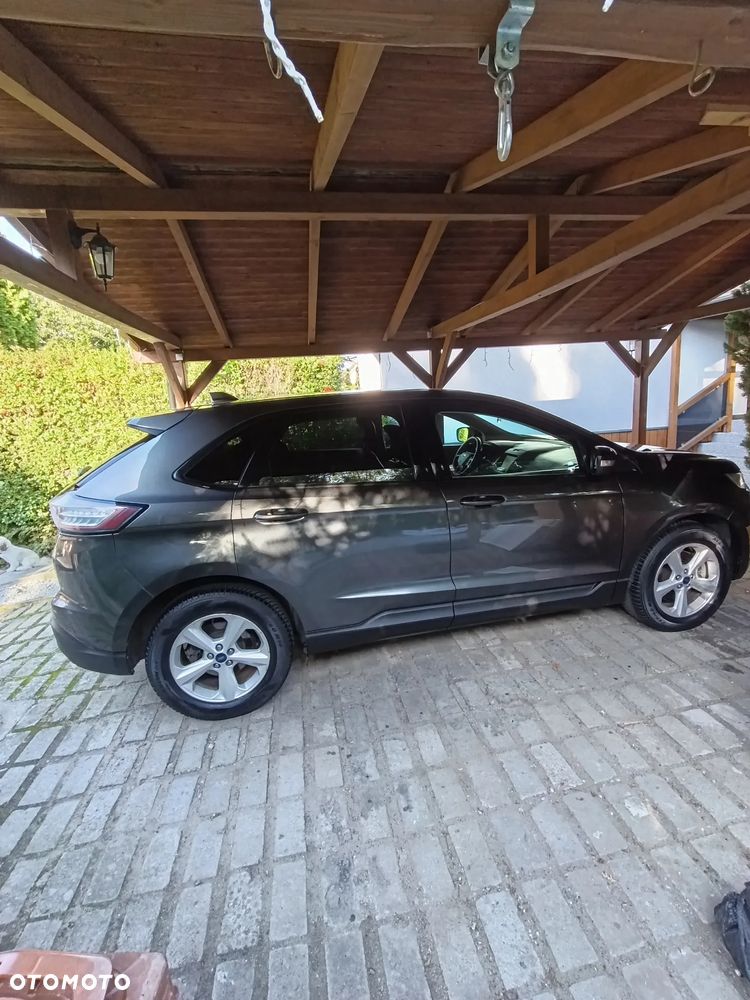 Ford Edge - 4