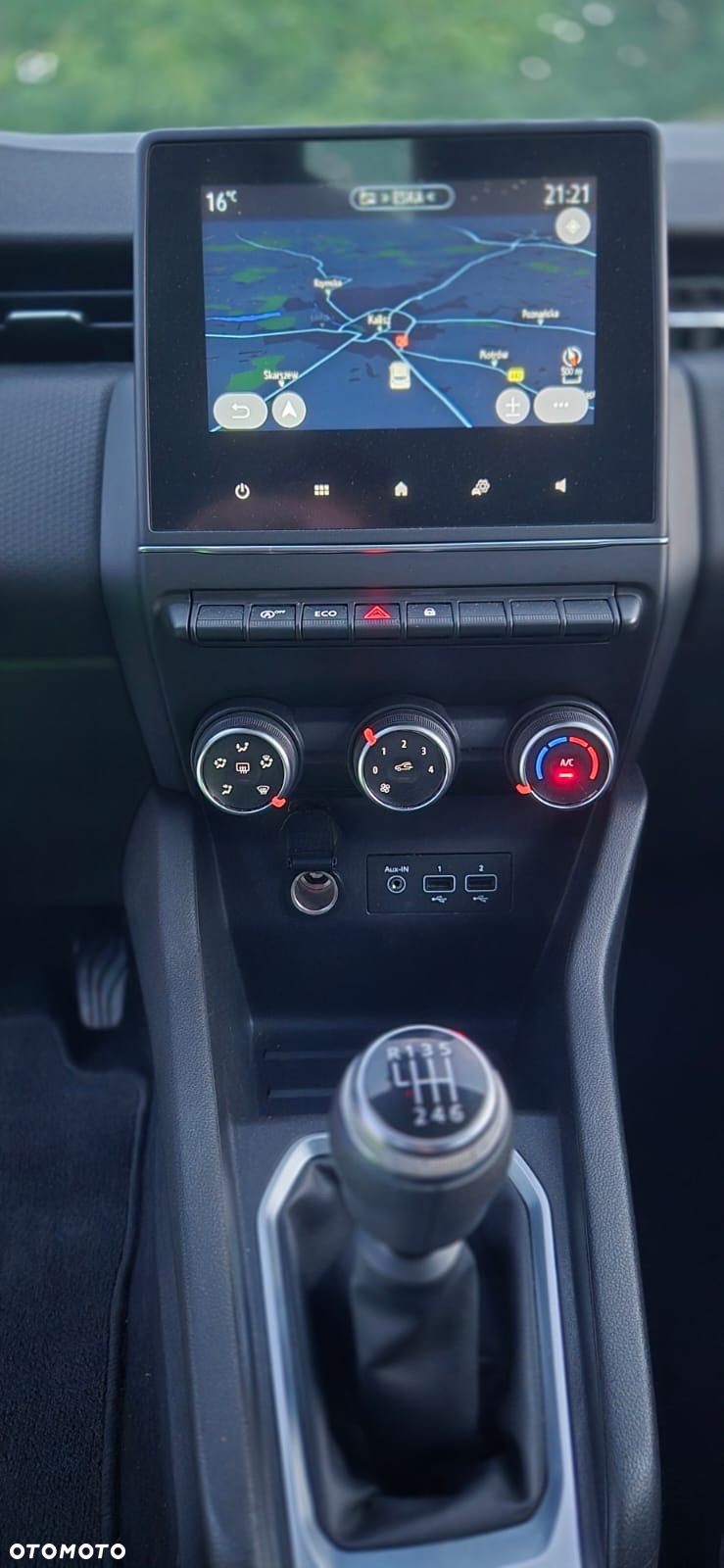 Renault Clio - 10