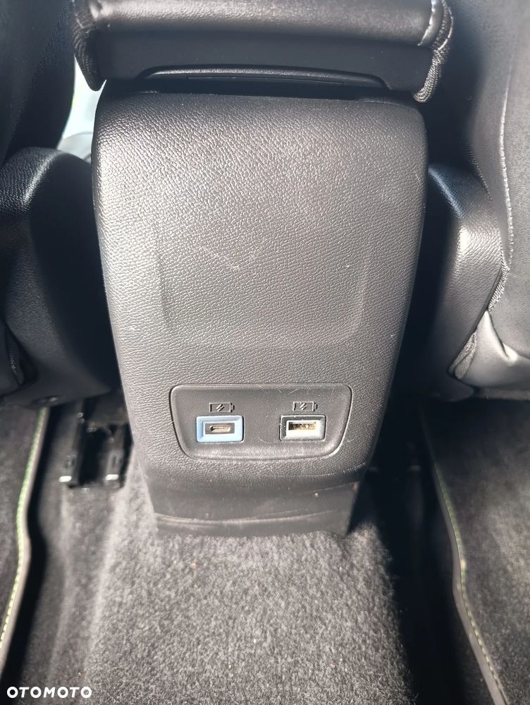 Peugeot 208 PureTech 100 EAT8 GT Pack - 13