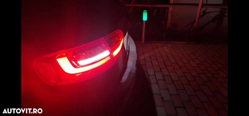 Audi A4 2.0 TDI Multitronic Avant - 7