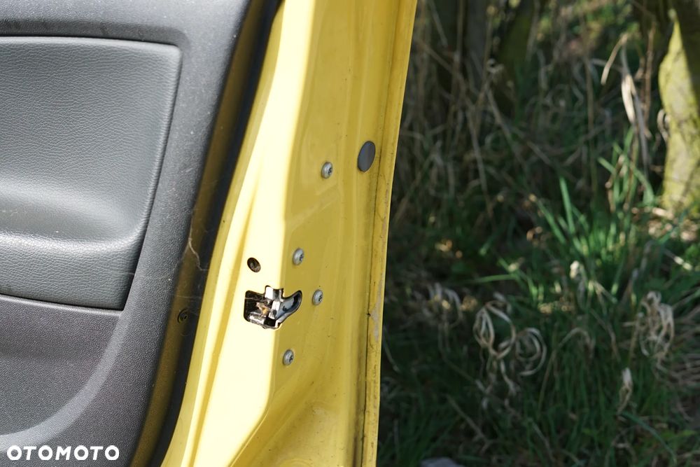 Drzwi przód przednie prawe Opel Corsa D 5d - 14