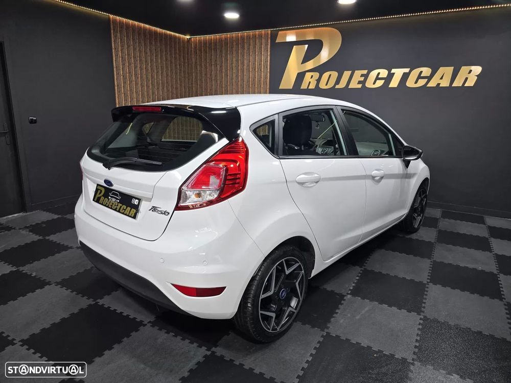 Ford Fiesta 1.5 TDCi Titanium - 2