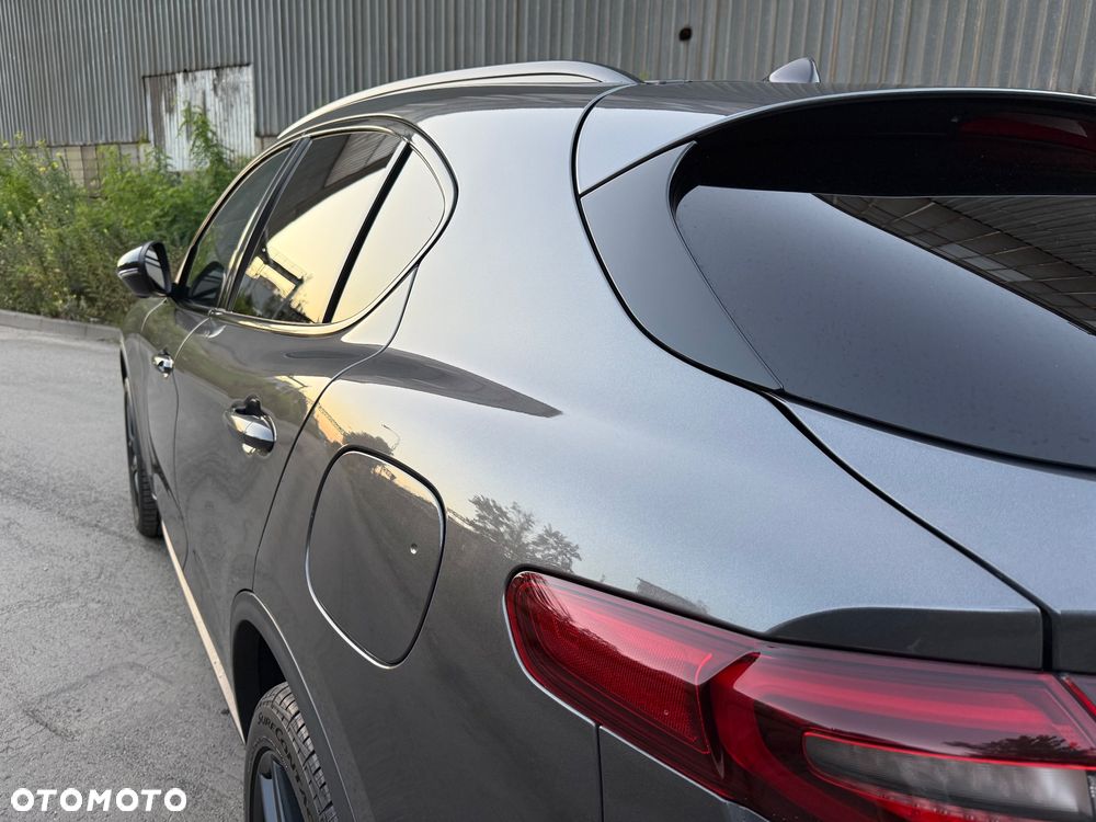 Alfa Romeo Stelvio - 7