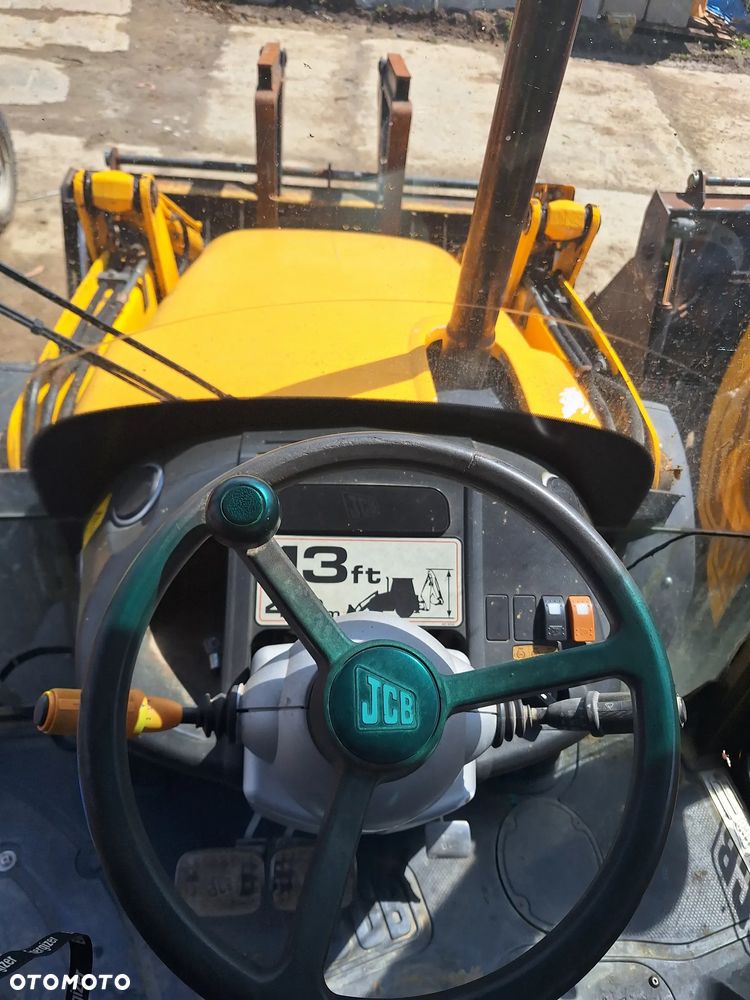 JCB - 6