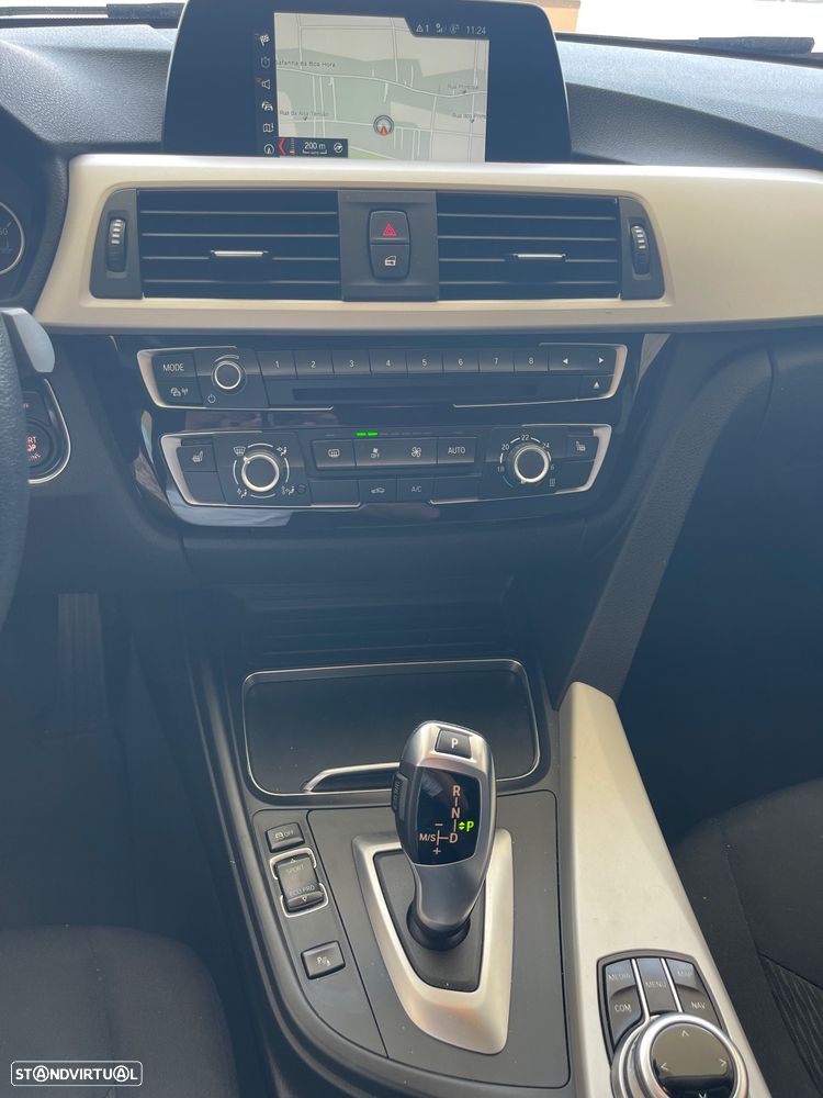 BMW 320 d Aut. Advantage - 6