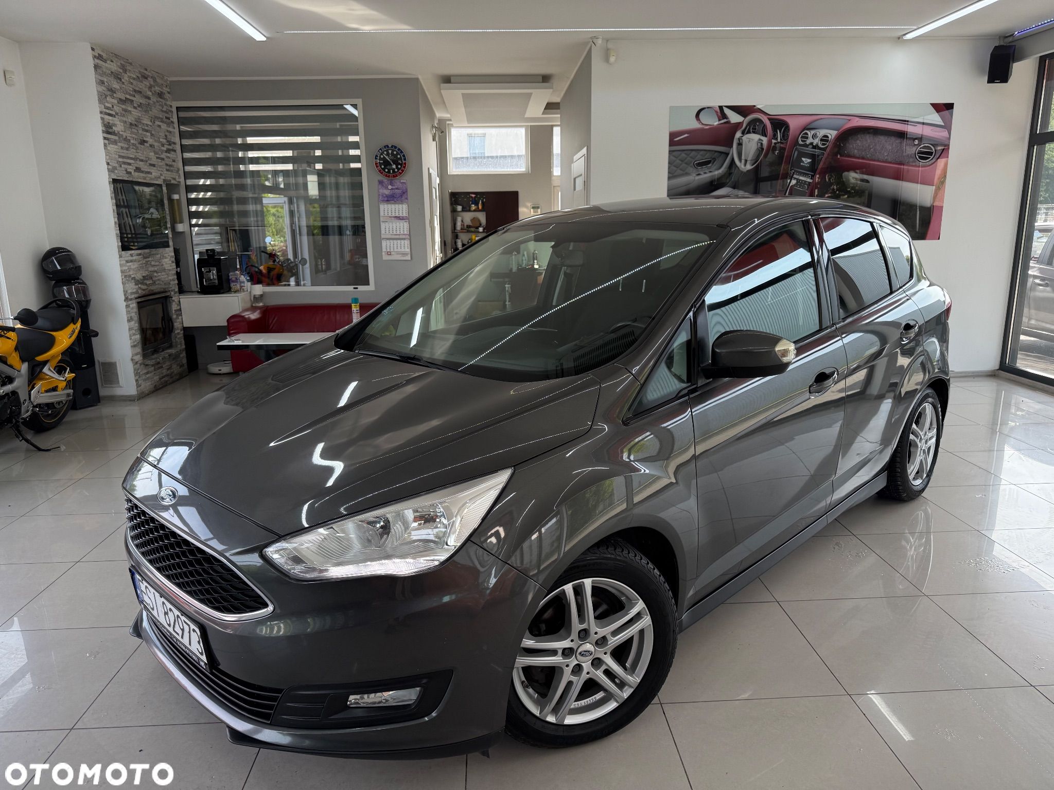 Ford C-MAX 1.5 TDCi Edition - 1